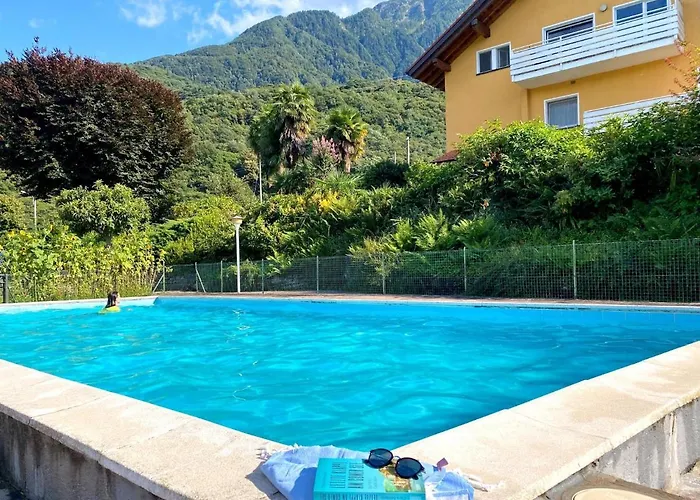 Bellavista I Garten Mit Pool 科利科